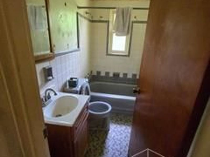 6714 Devonwood Drive, Cincinnati, OH 45224 Photo 3