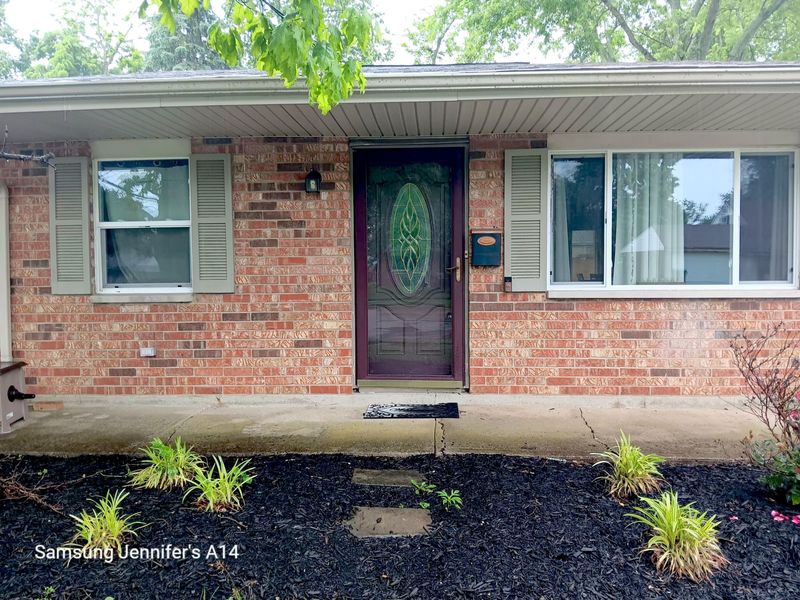 1655 Saratoga Drive, Troy, OH 45373 Photo 2