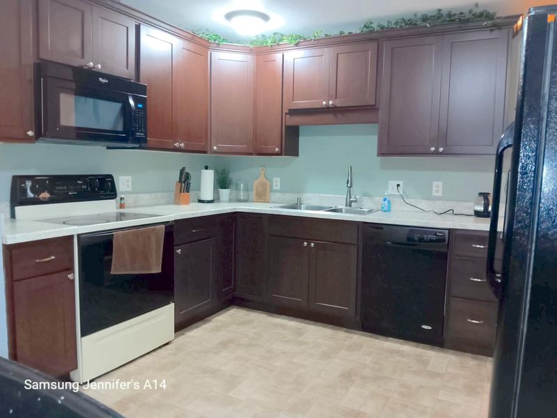 1655 Saratoga Drive, Troy, OH 45373 Photo 8