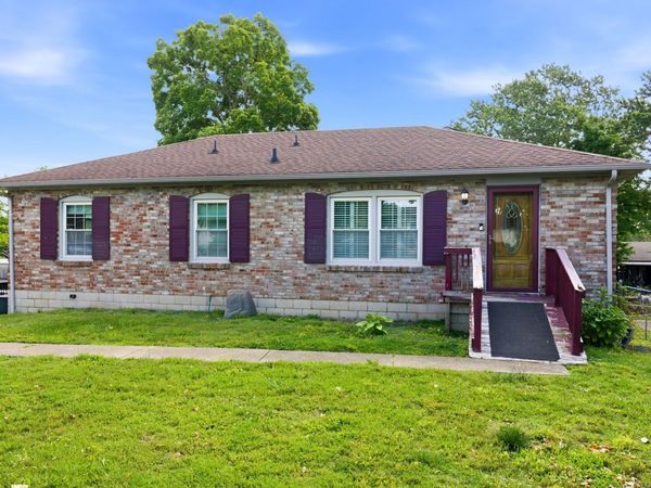 634 River Rouge Dr , Nashville, TN 37209