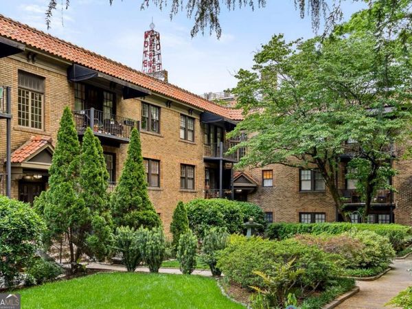677 Somerset Terrace NE, Unit 5D, Atlanta, GA 30306