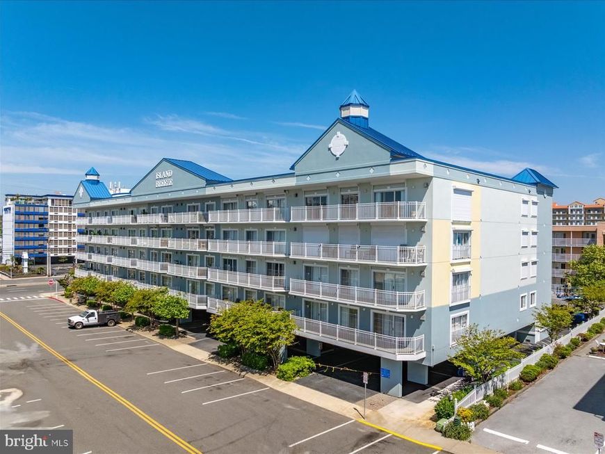 16 138th Street, Unit 405, Ocean City, MD 21842 Main Photo