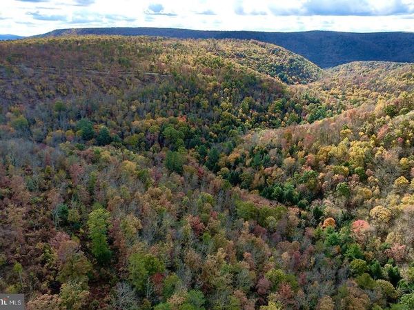 27 BEECH CREEK MOUNTAIN ROAD, BEECH CREEK, PA 16822