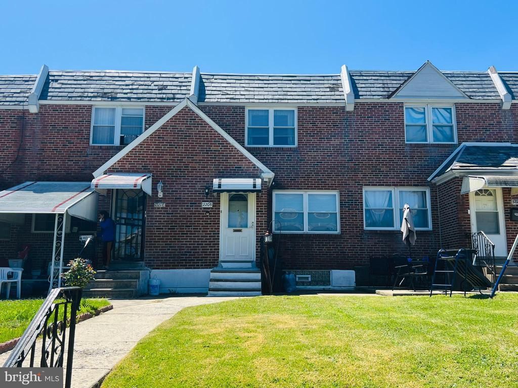 2206 Knorr Street, Philadelphia, PA 19149 Main Photo