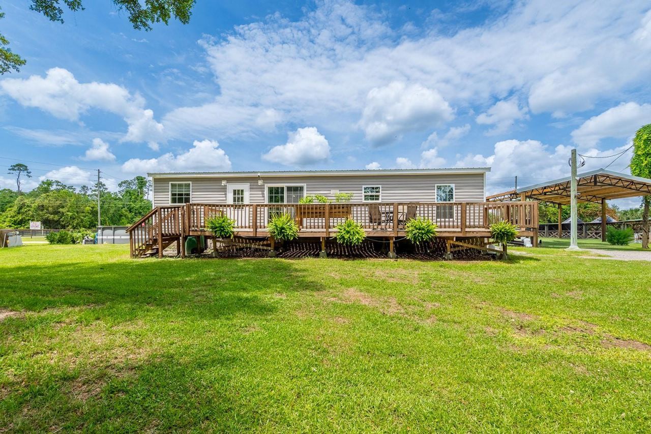 815 SW 10th Street, Cross City, FL 32628 Photo