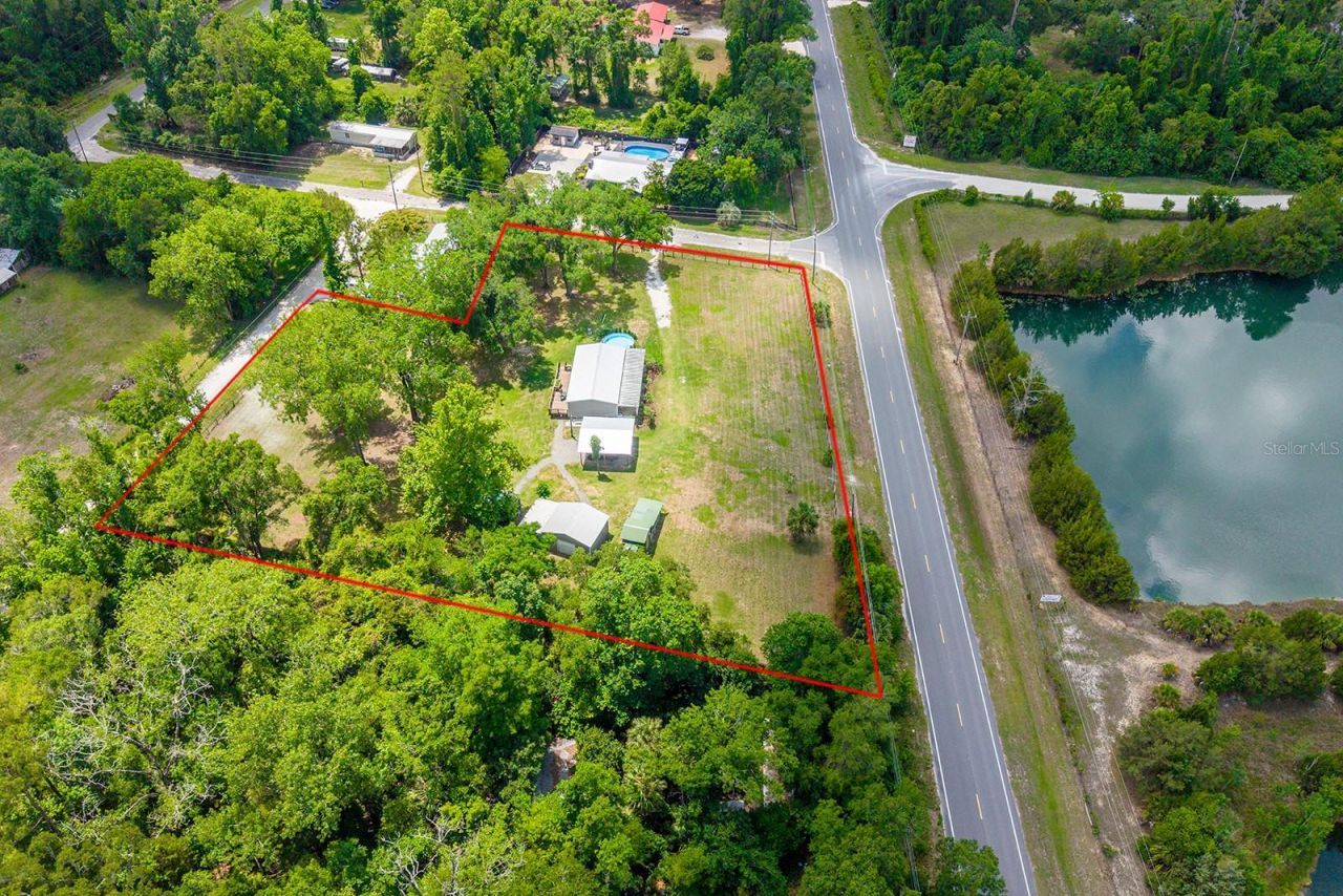 815 SW 10th Street, Cross City, FL 32628 Photo