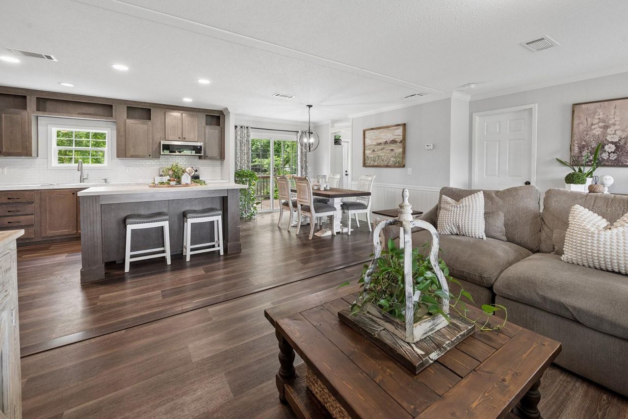 815 SW 10th Street, Cross City, FL 32628 Photo