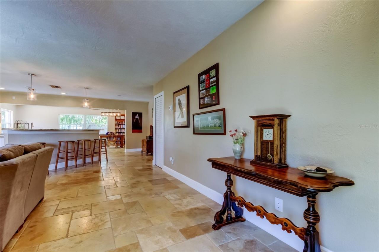 4174 14th Lane Ne, Saint Petersburg, FL 33703 Photo