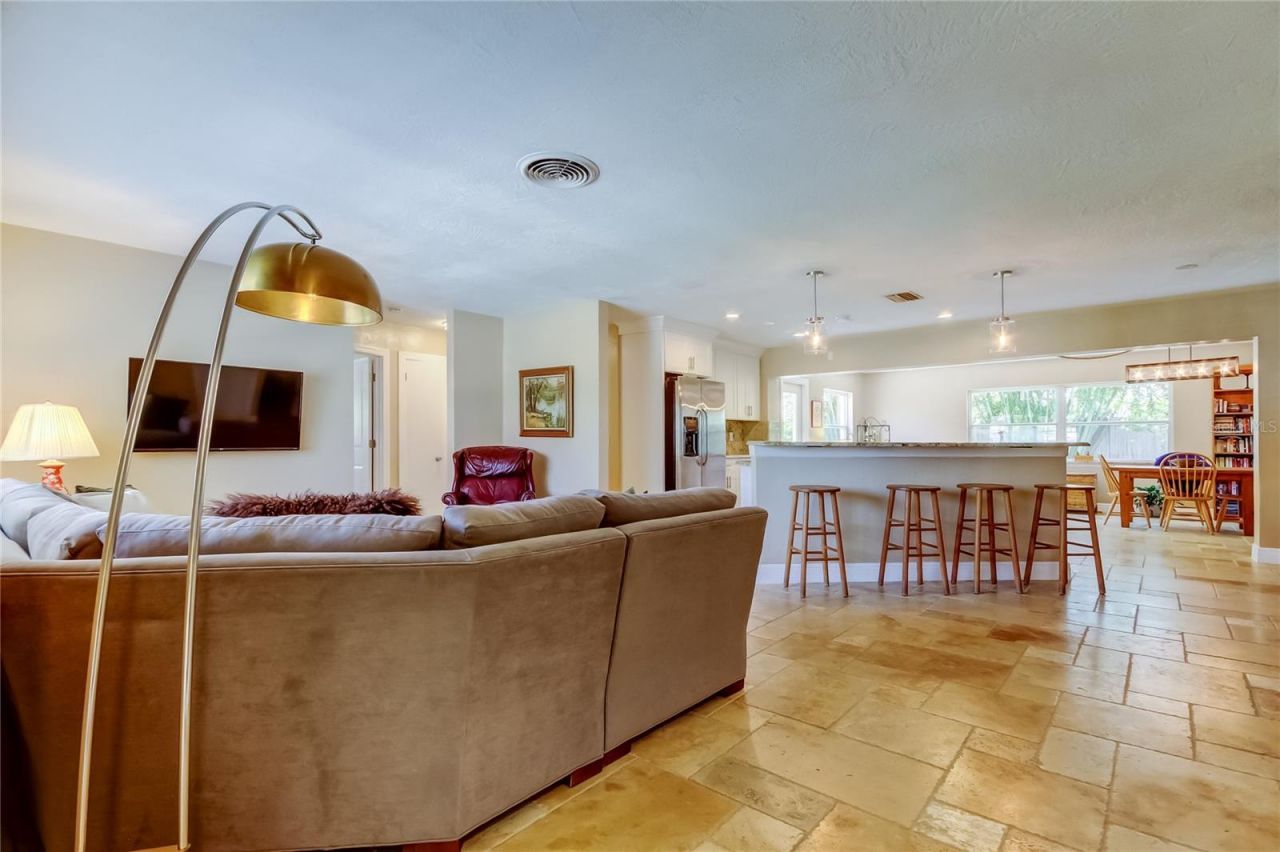 4174 14th Lane Ne, Saint Petersburg, FL 33703 Photo