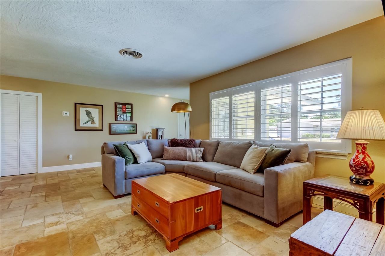 4174 14th Lane Ne, Saint Petersburg, FL 33703 Photo