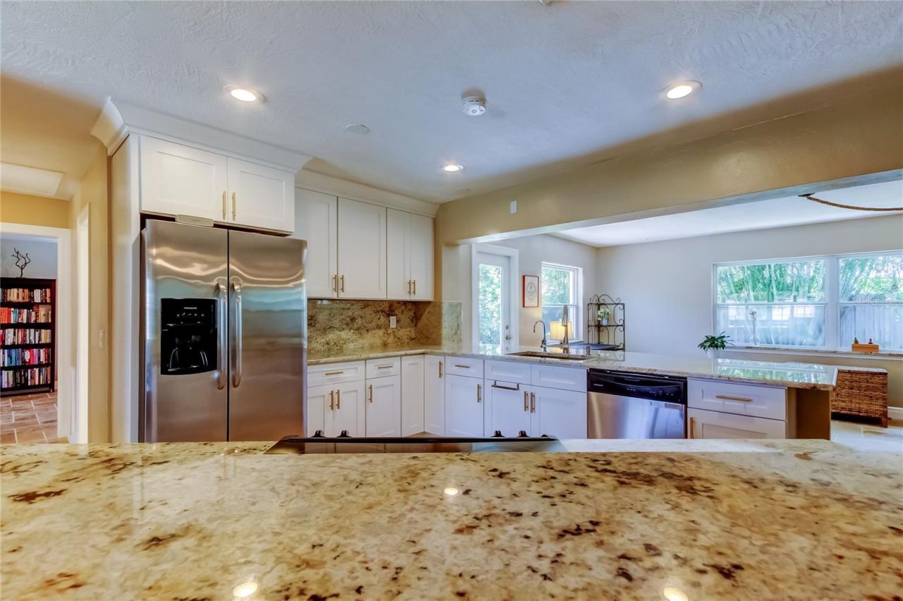 4174 14th Lane Ne, Saint Petersburg, FL 33703 Photo
