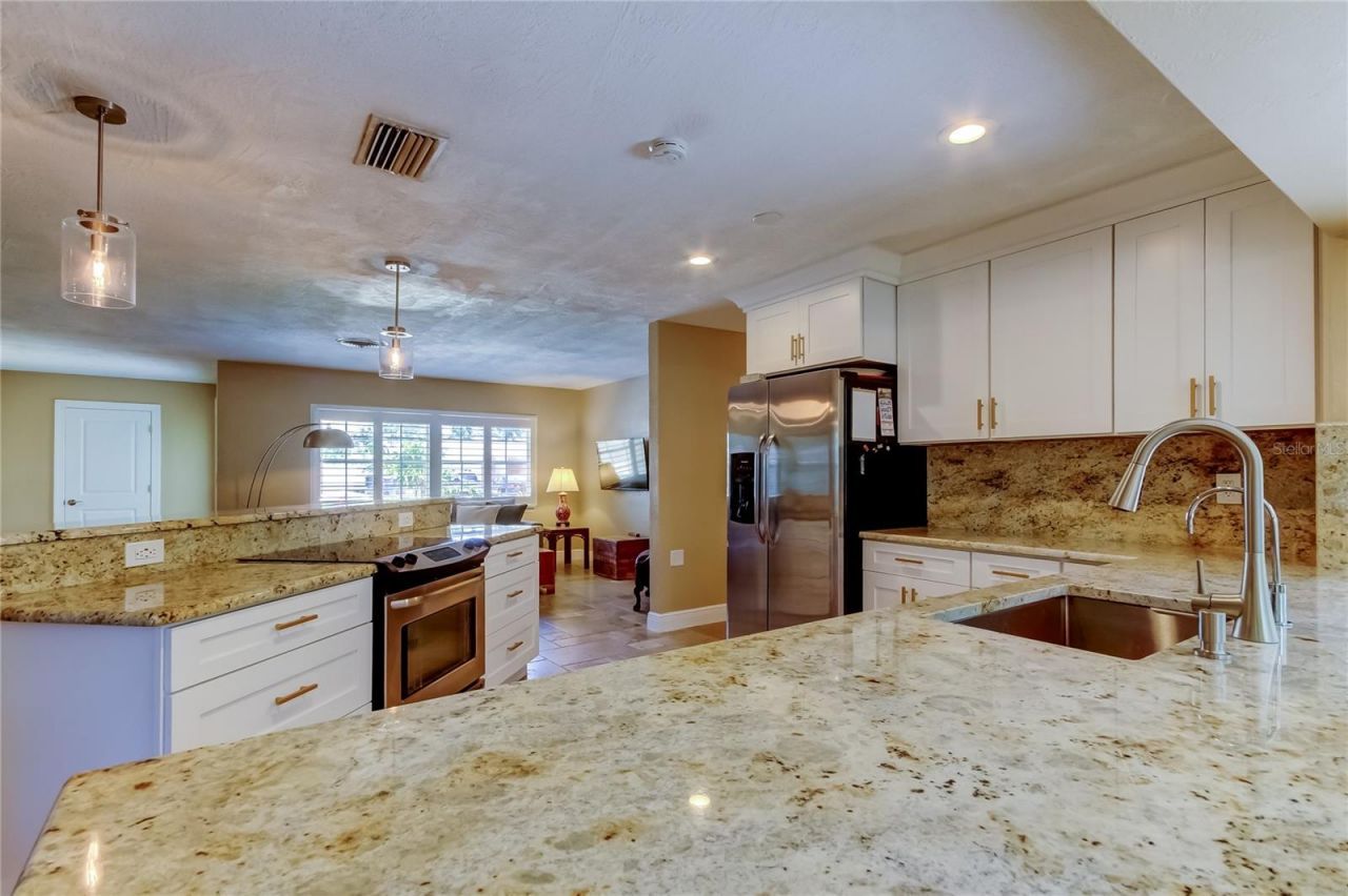 4174 14th Lane Ne, Saint Petersburg, FL 33703 Photo