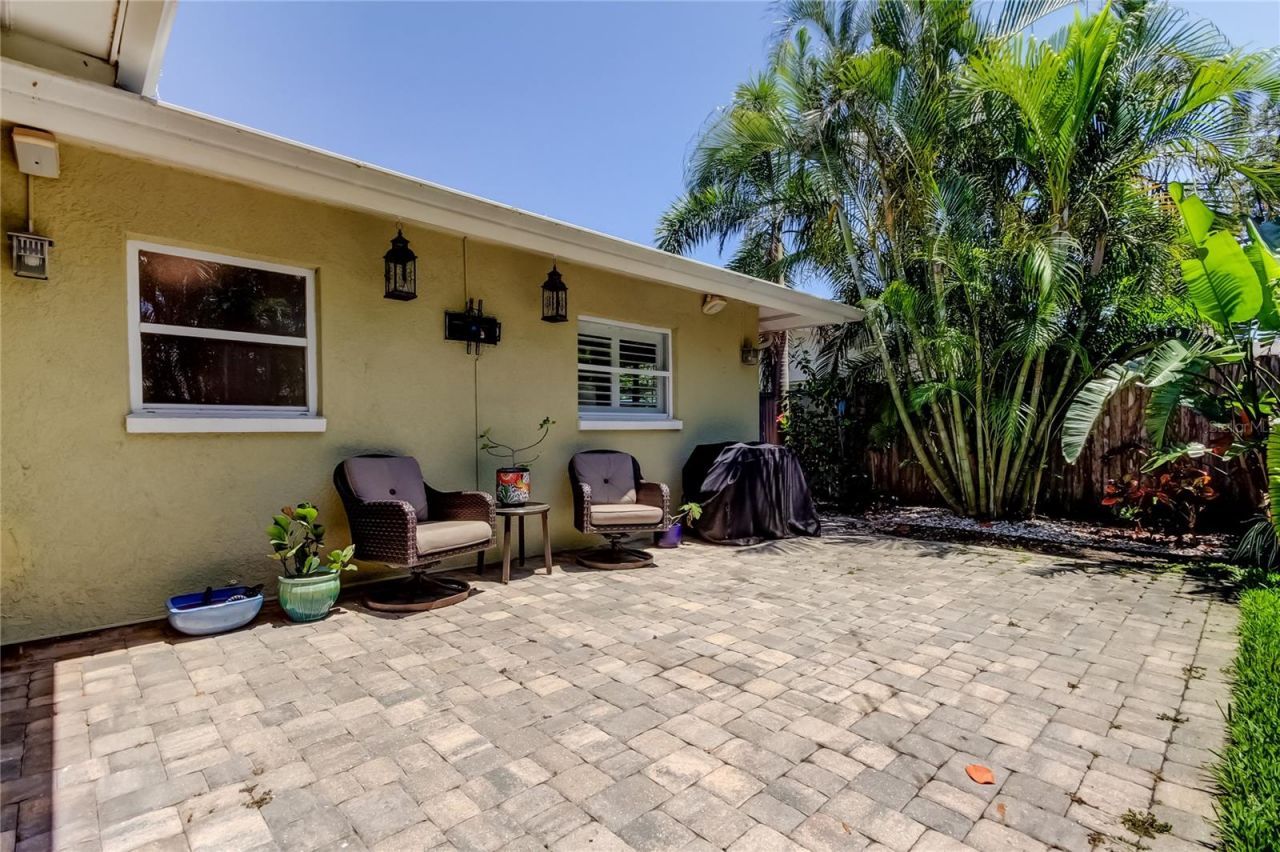 4174 14th Lane Ne, Saint Petersburg, FL 33703 Photo