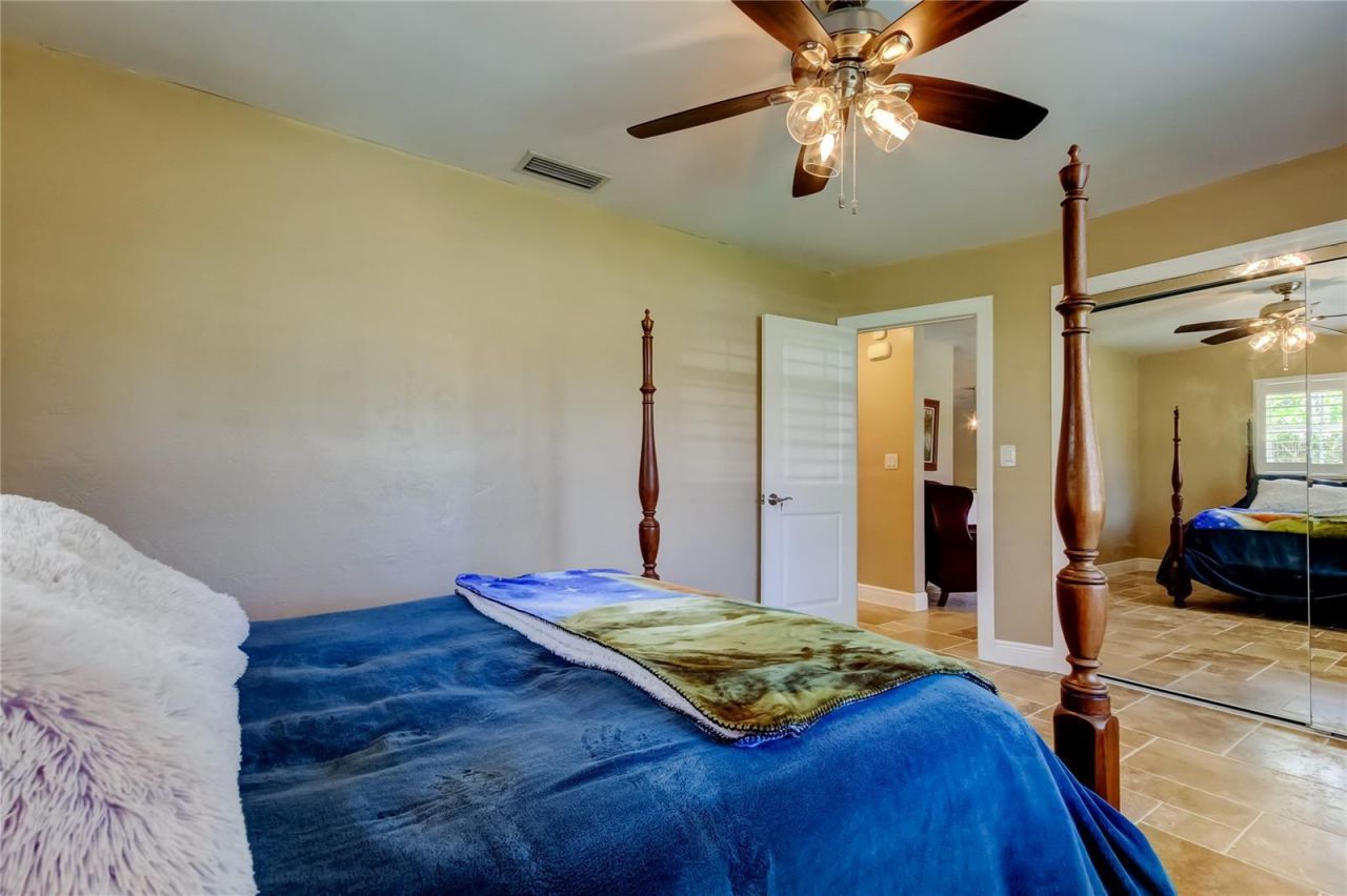 4174 14th Lane Ne, Saint Petersburg, FL 33703 Photo