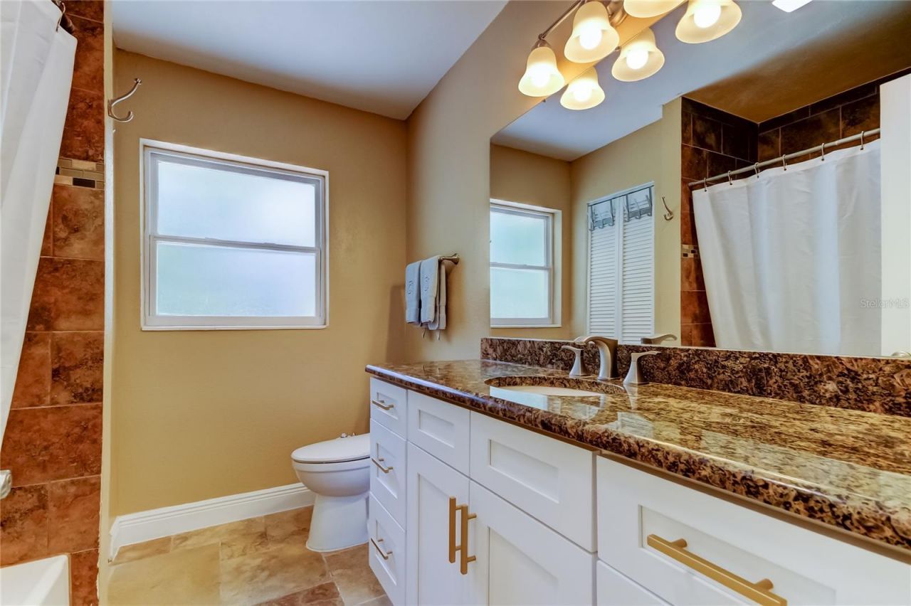 4174 14th Lane Ne, Saint Petersburg, FL 33703 Photo