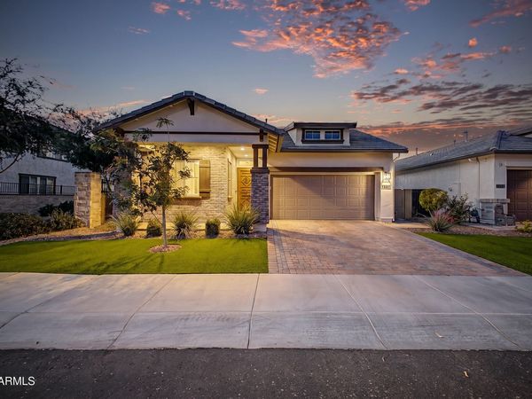 2110 E ORIOLE Drive, Gilbert, AZ 85297
