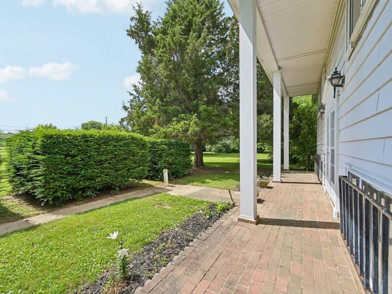 9462 Alkire Road, Grove City, OH 43123 Photo 10