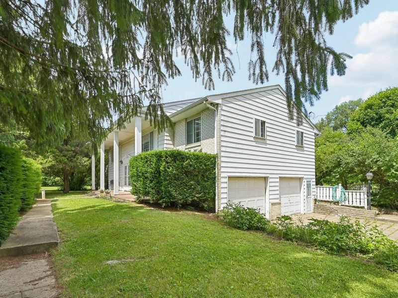 9462 Alkire Road, Grove City, OH 43123 Photo 6