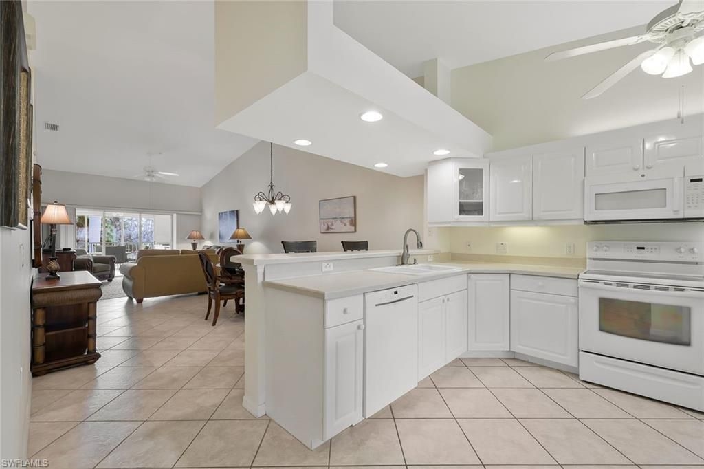 2395 Bayou Ln , Unit 7304, Naples, FL 34112 Photo