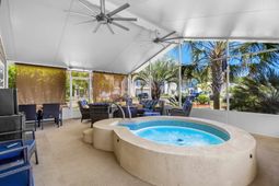 2642 Great Scott Dr. photo 4