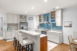 2642 Great Scott Dr. photo 4