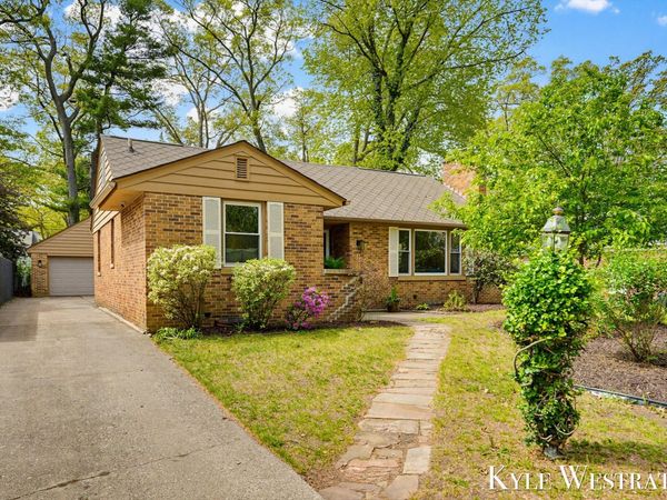 1575 Ridge Avenue, Muskegon, MI 49441