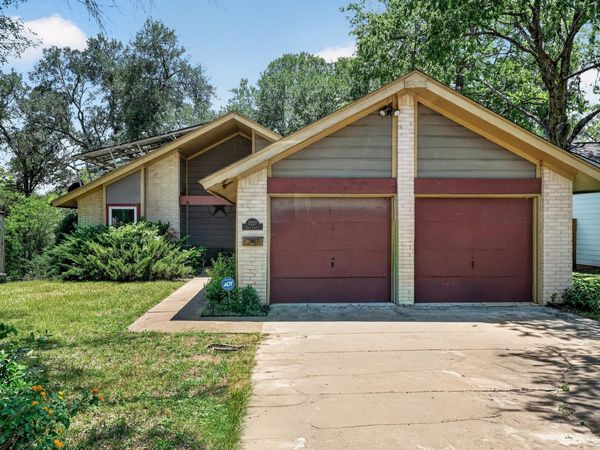 5227 Meadow Creek DR, Austin, TX 78745