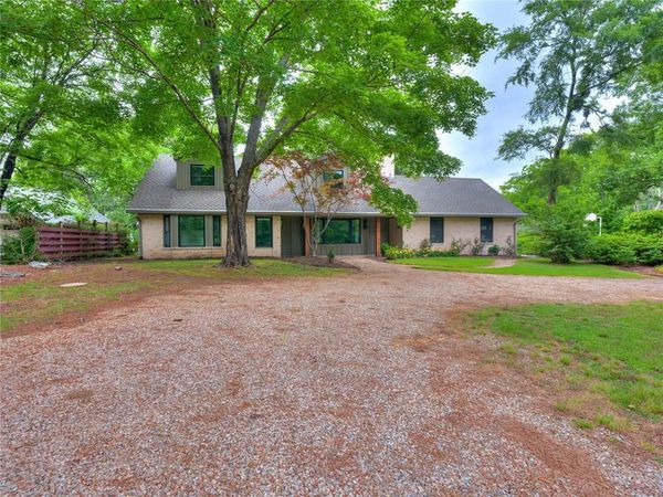 560 N 4395 , Pryor, OK 74361