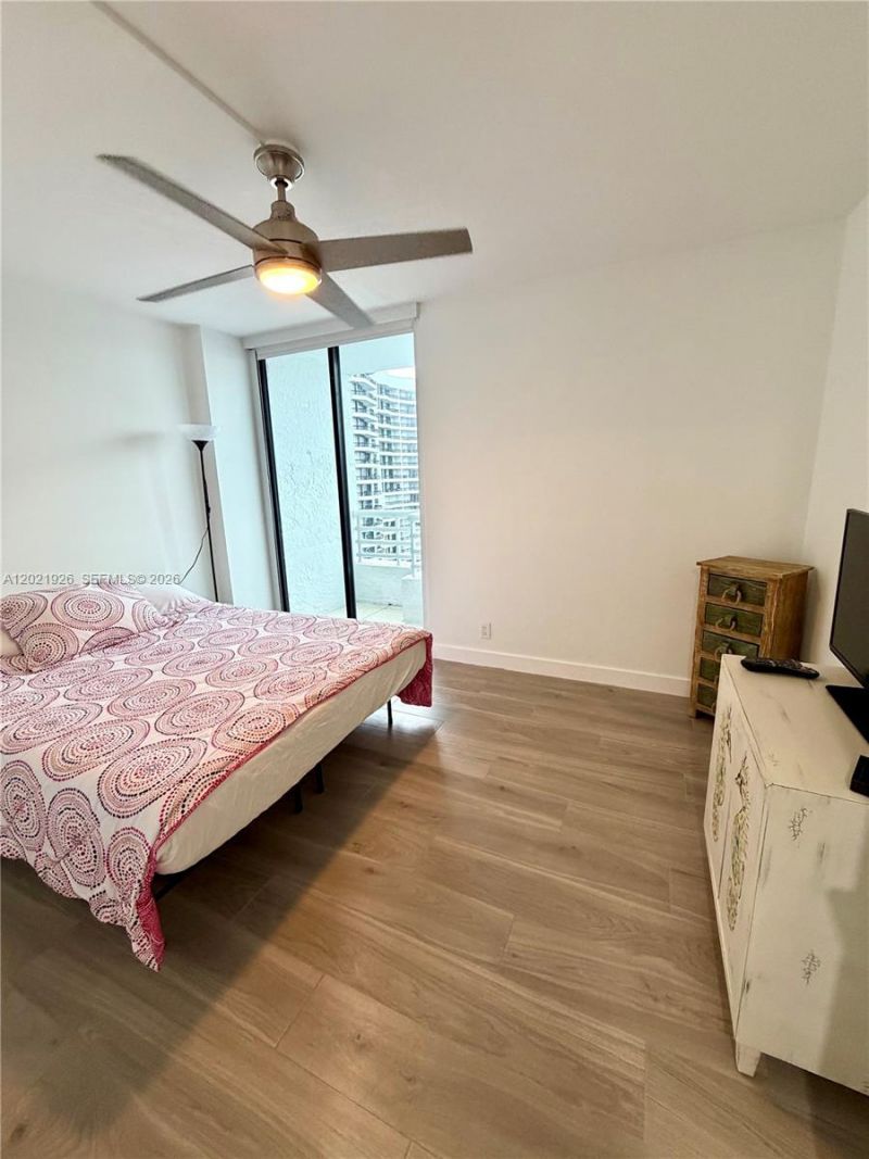 3300 NE 192nd St , Unit 1713, Aventura, FL 33180 Photo