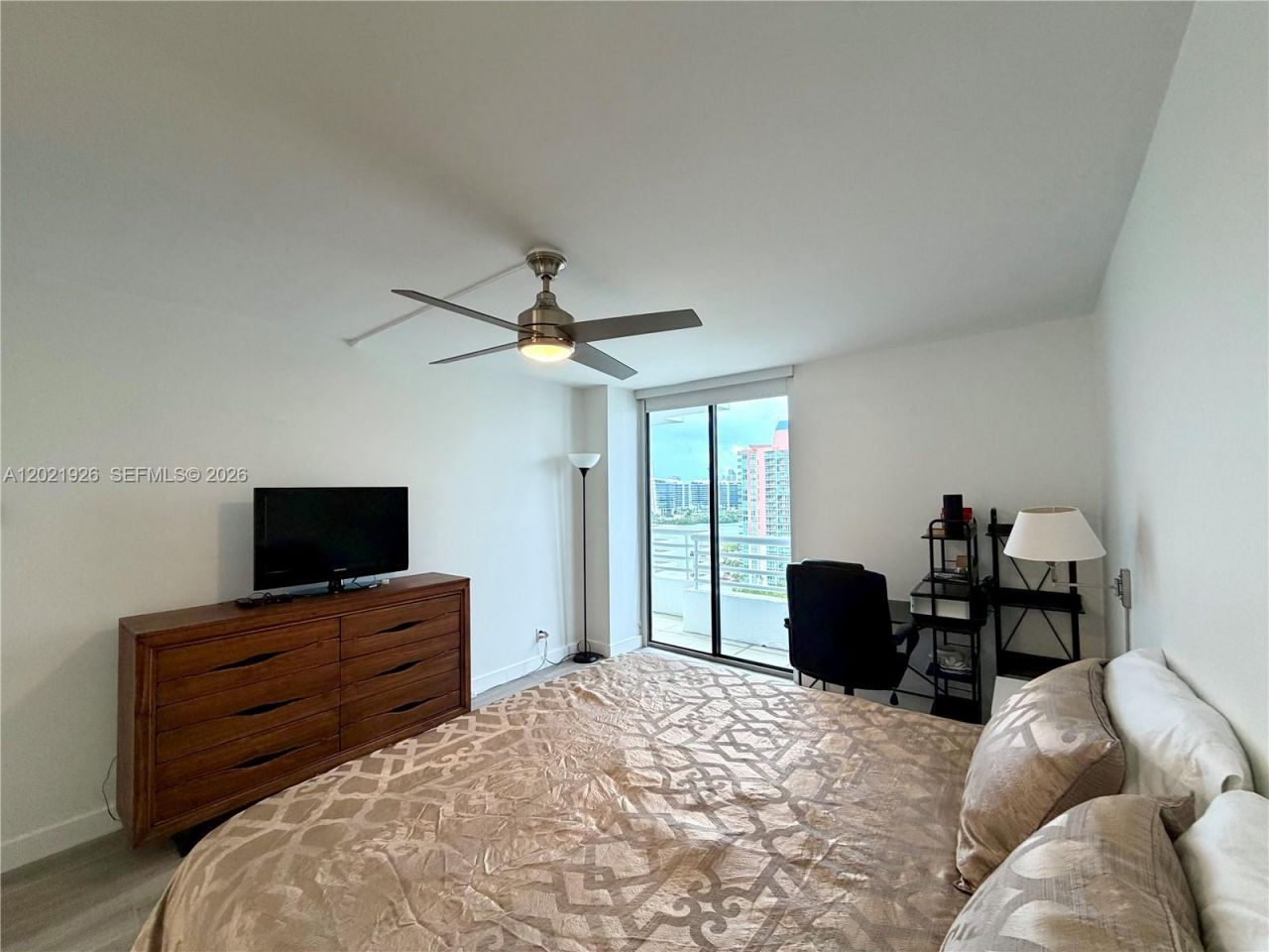 3300 NE 192nd St , Unit 1713, Aventura, FL 33180 Photo