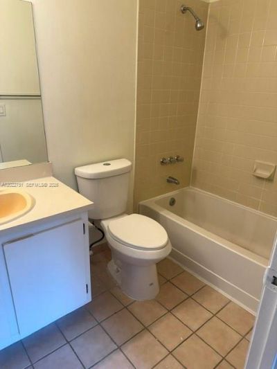 9475 Palm Cr N, Unit 9475, Pembroke Pines, FL 33025 Photo