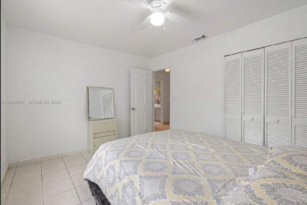 3254 W 78th St, Hialeah, FL 33018 Photo
