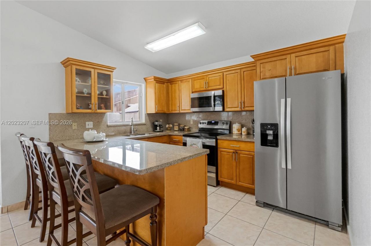 3254 W 78th St, Hialeah, FL 33018 Photo