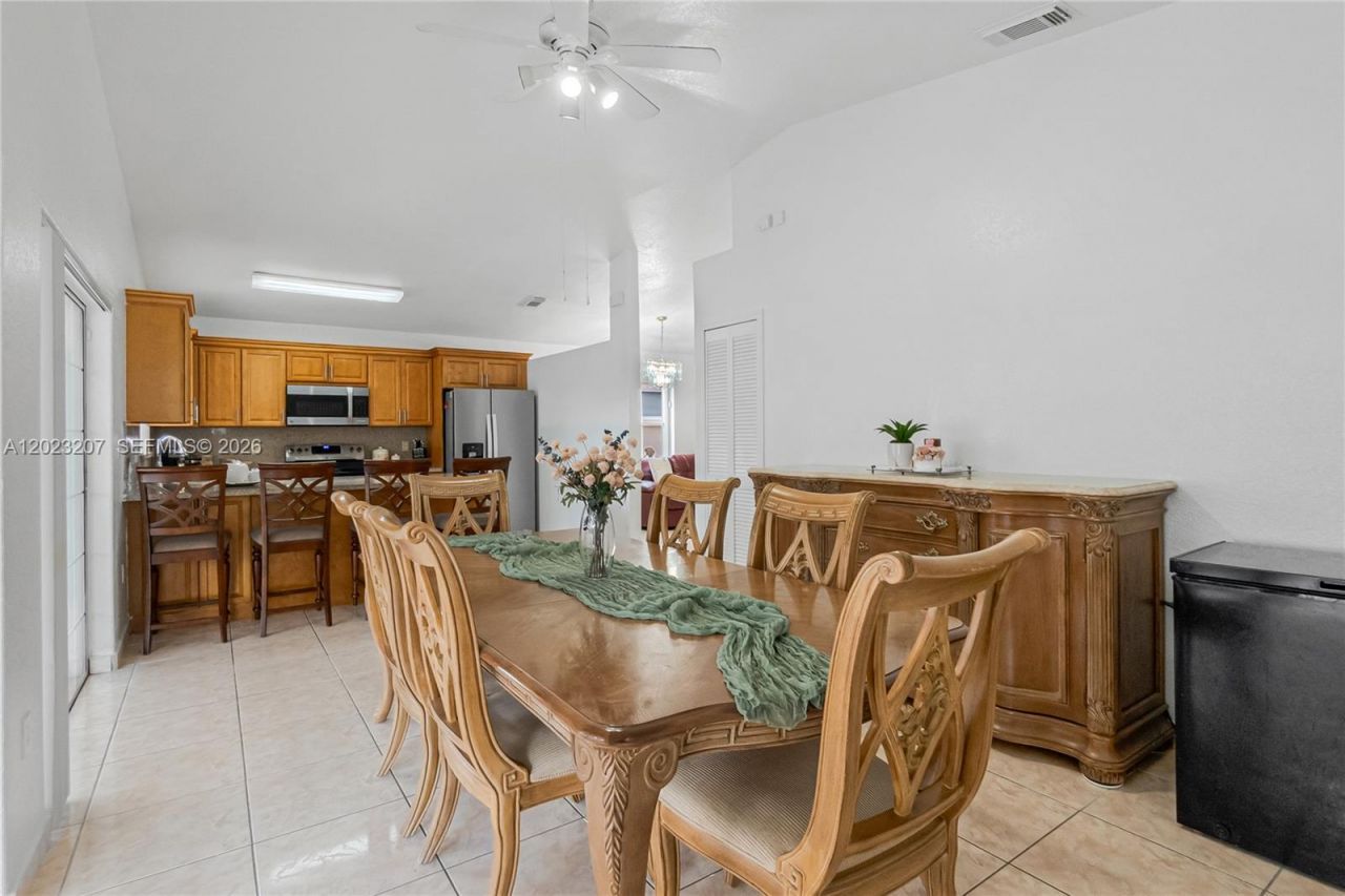 3254 W 78th St, Hialeah, FL 33018 Photo