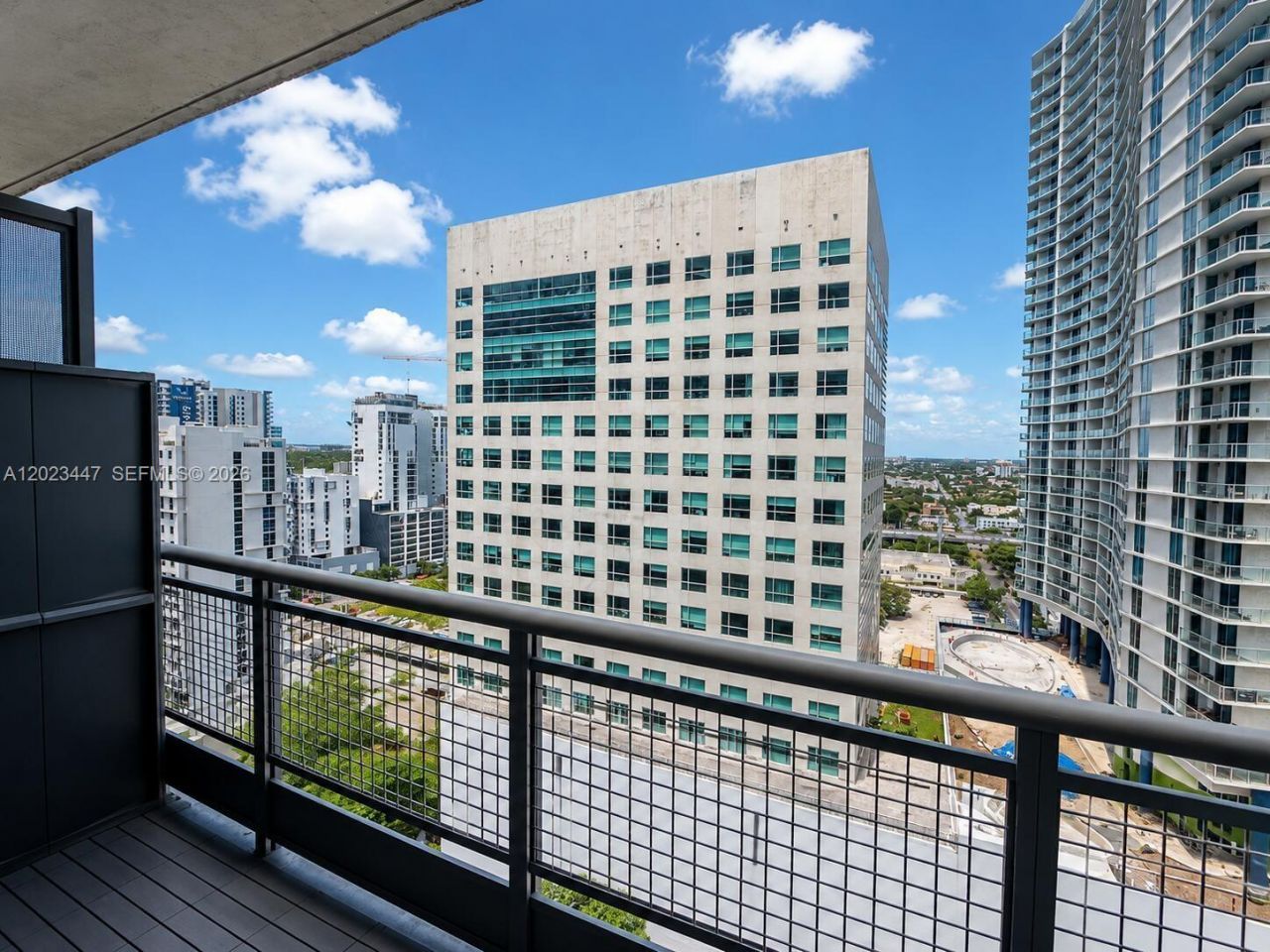 690 SW 1st Ct, Unit 2314, Miami, FL 33130 Photo