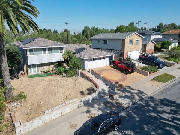 2419 Deerpark, Fullerton, CA 92835