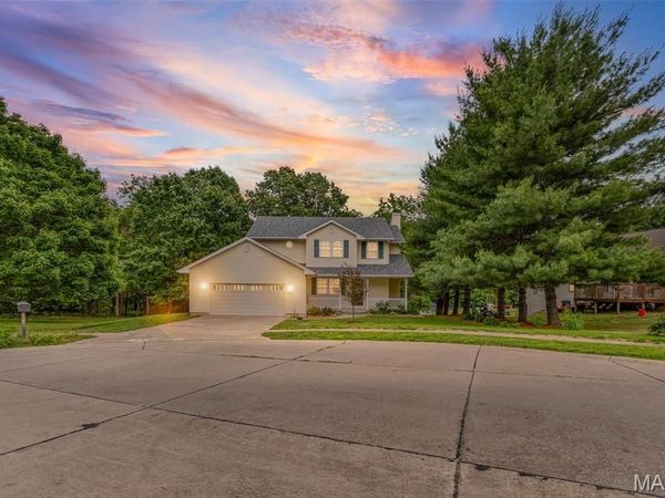 1407 Blue Jay Court, Grafton, IL 62037