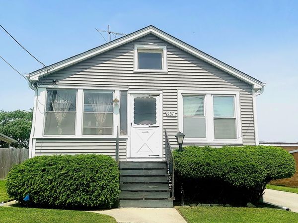 957 Mason Avenue , Aurora, IL 60506