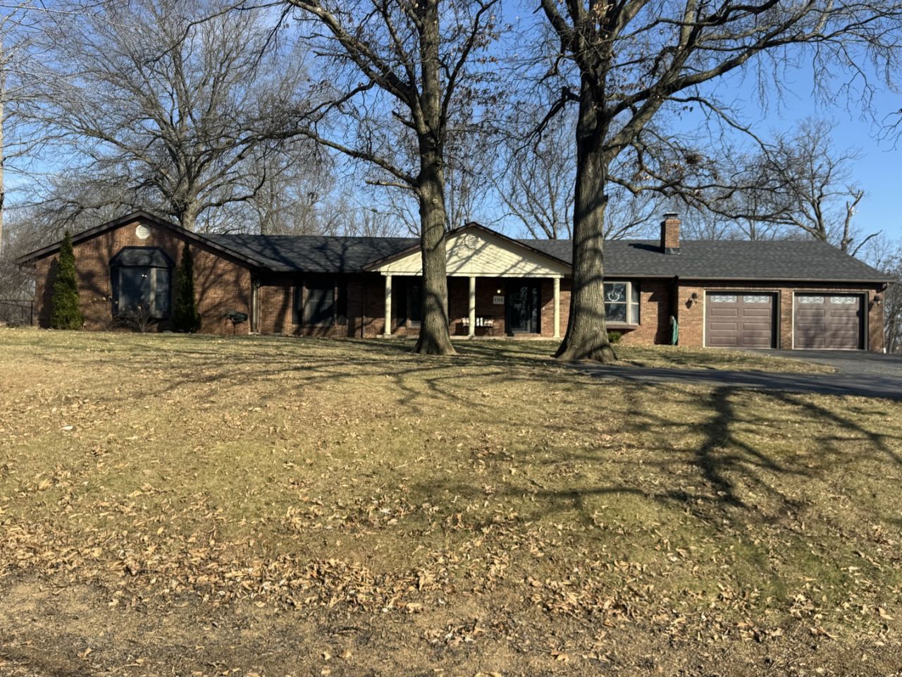2702 Lakewood Drive, Vandalia, IL 62471 Main Photo
