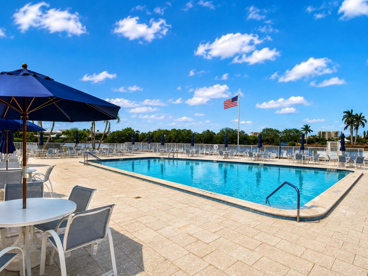30 Colonial Club Drive, Unit 203, Boynton Beach, FL 33435 Photo
