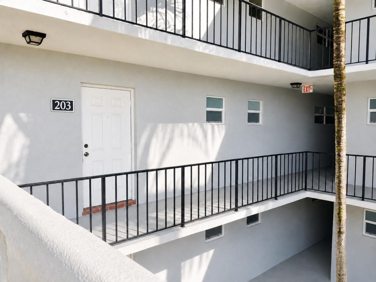 30 Colonial Club Drive, Unit 203, Boynton Beach, FL 33435 Photo