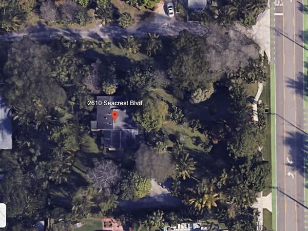 2610 Seacrest Boulevard, Delray Beach, FL 33444