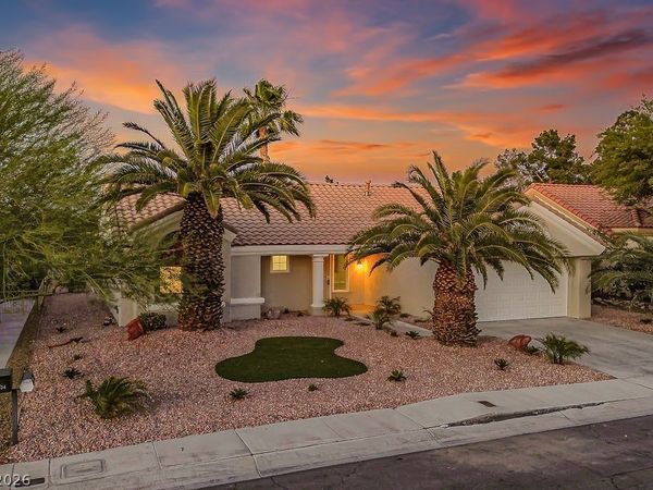 2520 Silverton Drive , Las Vegas, NV 89134