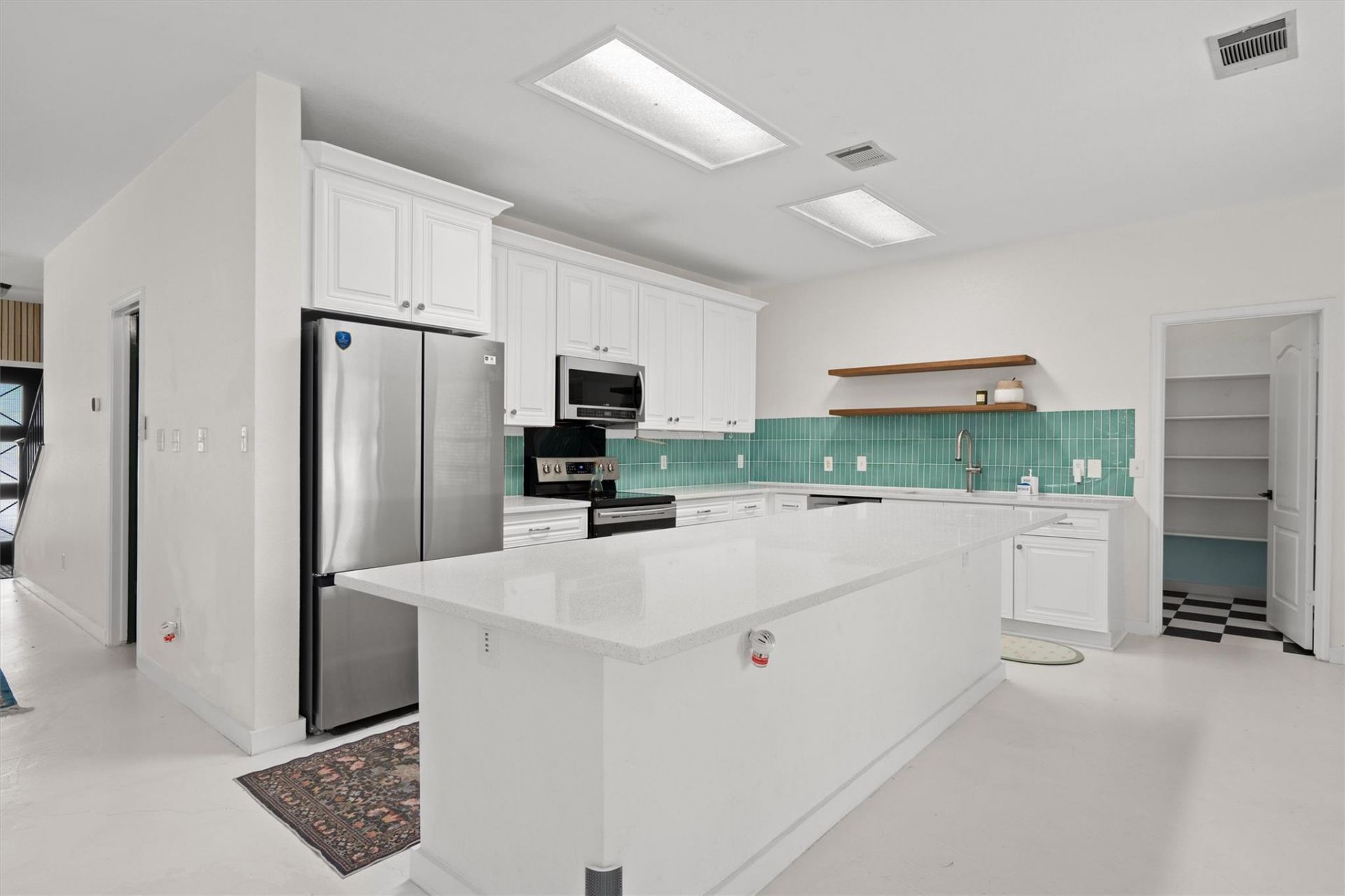 8353 Steamline Cir, Austin, TX 78745 Main Photo