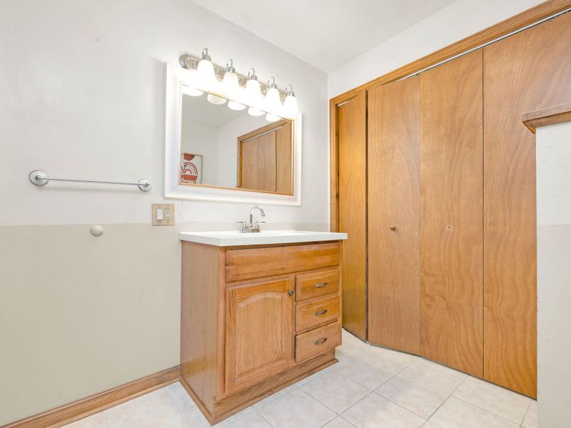 709 E Sandusky Avenue, Bellefontaine, OH 43311 Photo 24