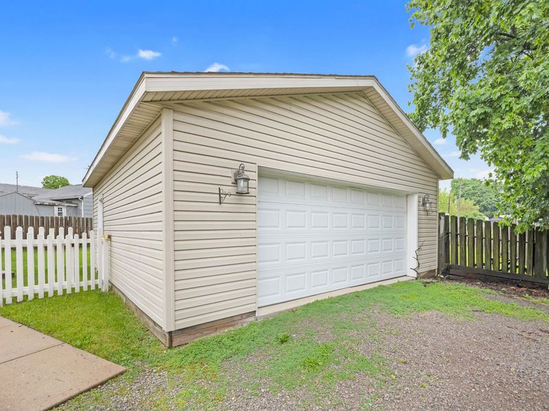 709 E Sandusky Avenue, Bellefontaine, OH 43311 Photo 6