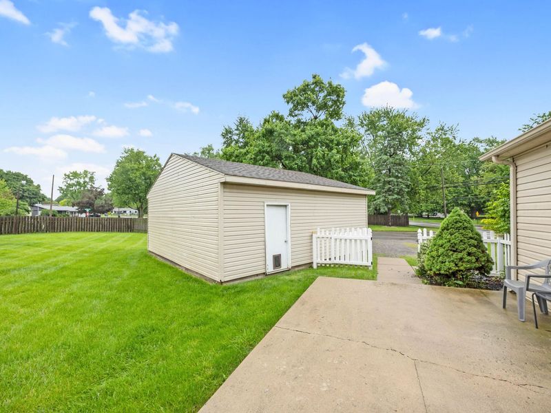 709 E Sandusky Avenue, Bellefontaine, OH 43311 Photo 9