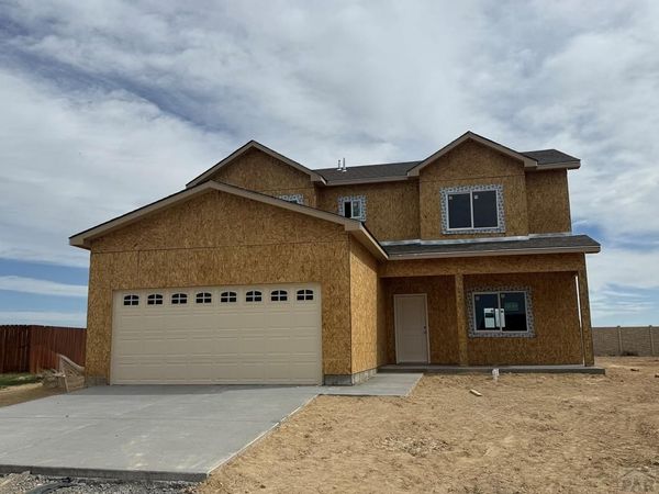 2410 Yankee Ct, Pueblo, CO 81008