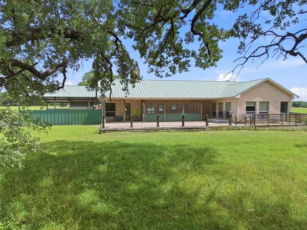 1001 El Rancho Rio, Bridgeport, TX 76426