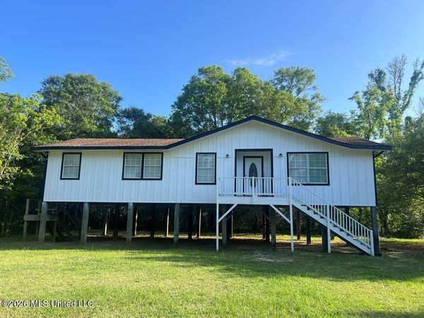 4103 Lake Street, Bay Saint Louis, MS 39520